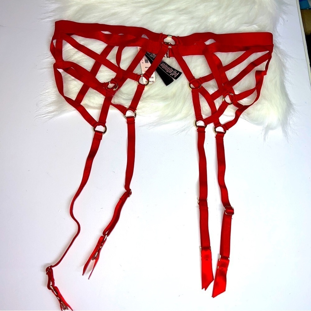Victoria's Secret Strap Red Garter Belt NWT Lingerie Sexy Valentine's